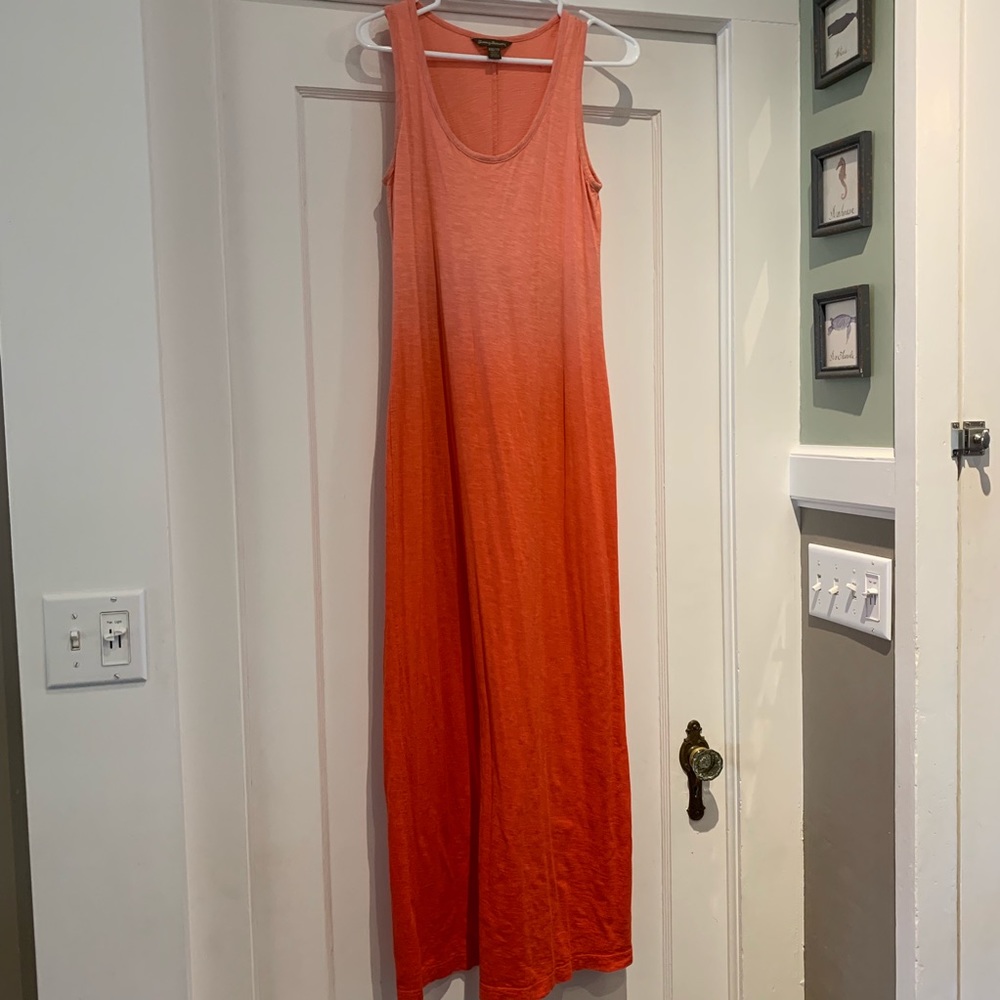 Beautiful Tommy Bahamas dress